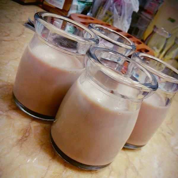 紅茶鮮奶布丁(奶酪)：蔡美貞 一起做