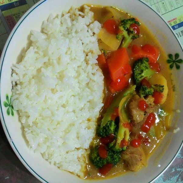 咖哩飯：陳怡靜 一起做