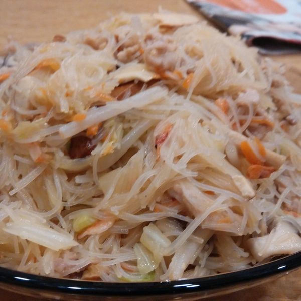 台式炒米粉+ 阿基師的炒米粉小撇步：謝佳蓁 一起做