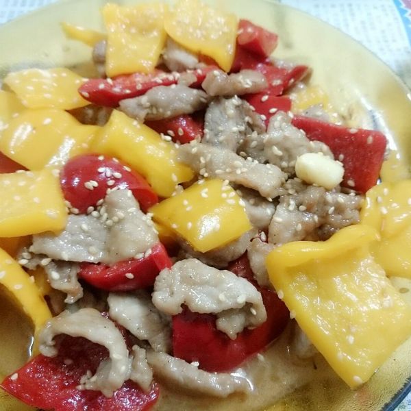 甜椒炒豬肉파프리카안심볶음：Ellen Huang 一起做