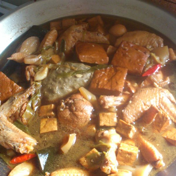 ＜大吟釀薄鹽醬油＞滷雞翅：小白 一起做