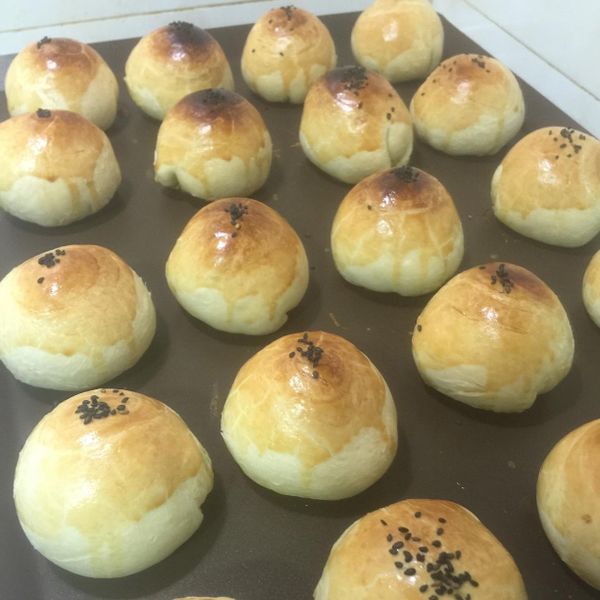 24顆半蛋黃【蛋黃酥】 : 胖路一起做