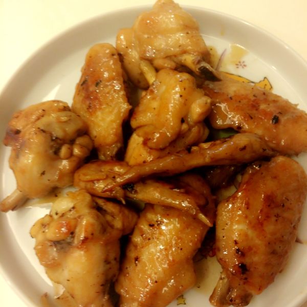 啤酒雞翅:胡搞蝦搞 一起做