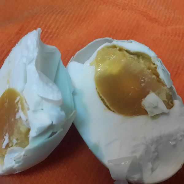 自製鹹蛋 : 江春蘭一起做