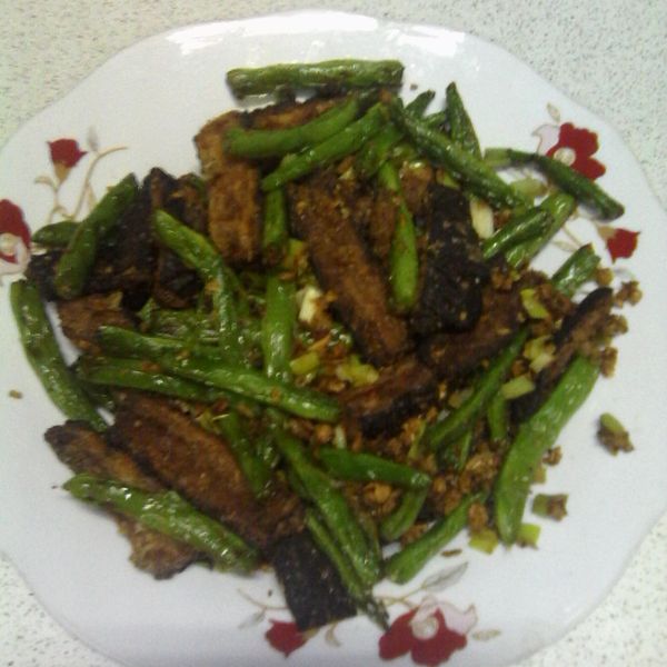 【33廚房】四季肥腸 : 魅媚一起做