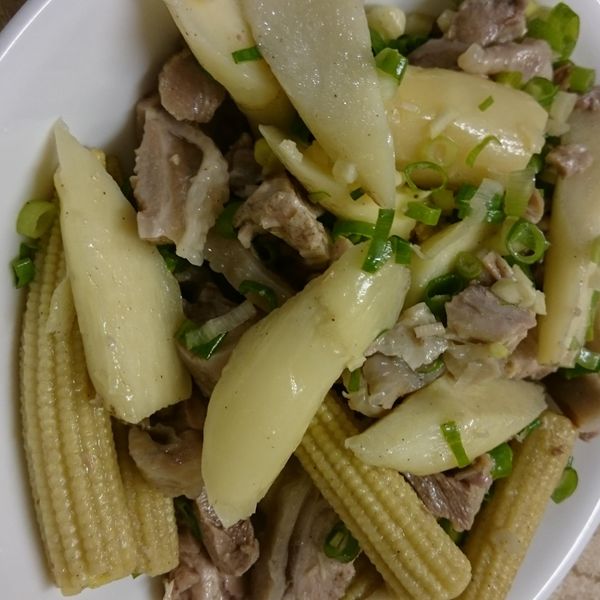 夜市鹹水雞 : 羅耐倫一起做