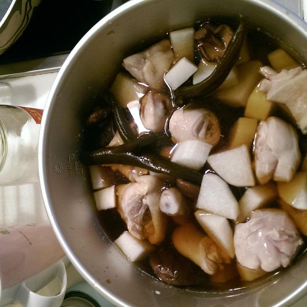 剝皮辣椒雞湯 : 小佳一起做