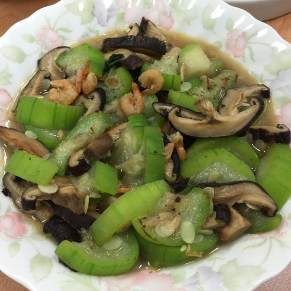 [瓜果類]香菇蝦米絲瓜 : Anita Li一起做