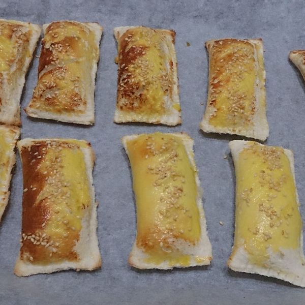 鮪魚洋蔥派【滿分早點×桂冠沙拉】：有會做菜的媽媽就有不會做菜的女兒 一起做