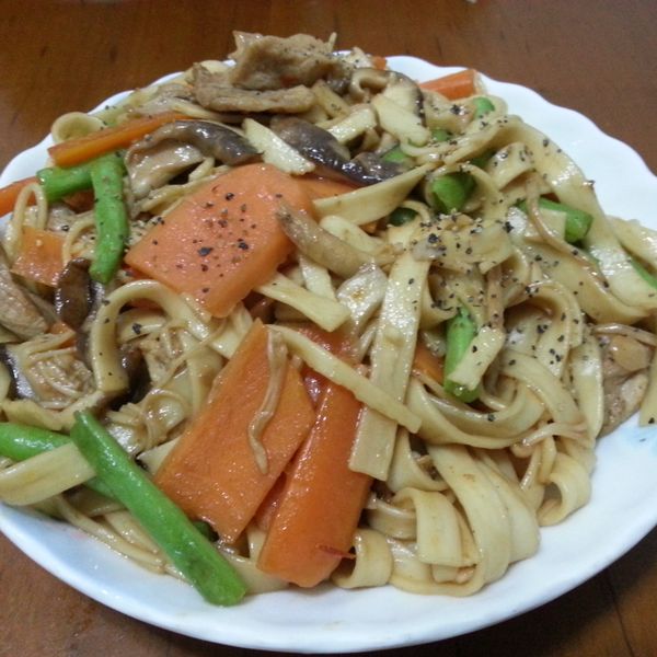 反浪費料理》用不完烤肉醬炒麵 : TKWu一起做