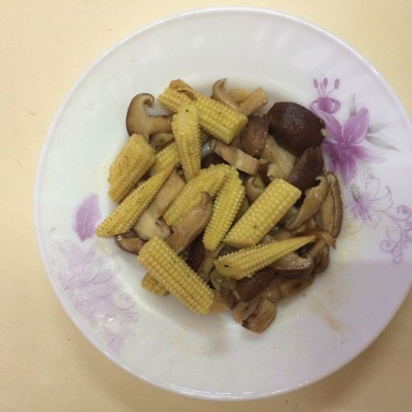 玉米筍燴蠔菇 : ifstay一起做