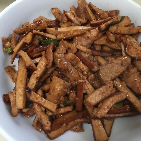 婆婆也誇獎。超簡單的豆干炒肉絲 ! : Selina8869一起做