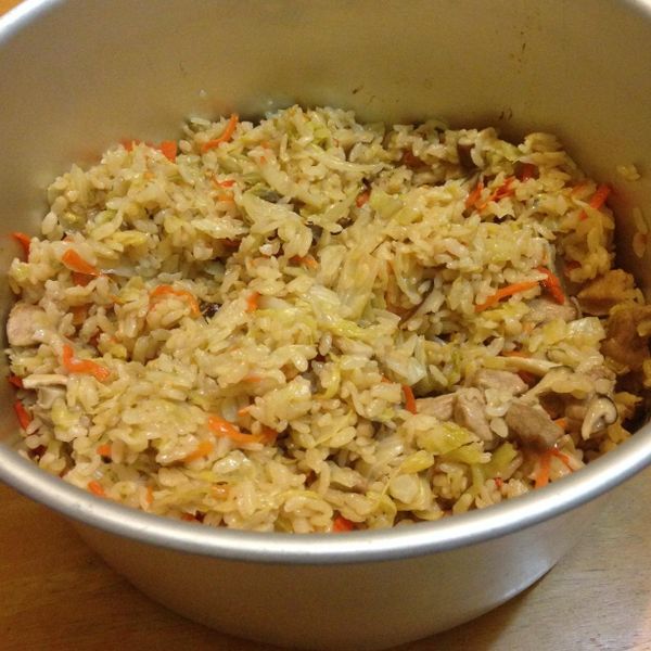 辣味香腸高麗菜飯-電鍋版：Miss Cucu 一起做