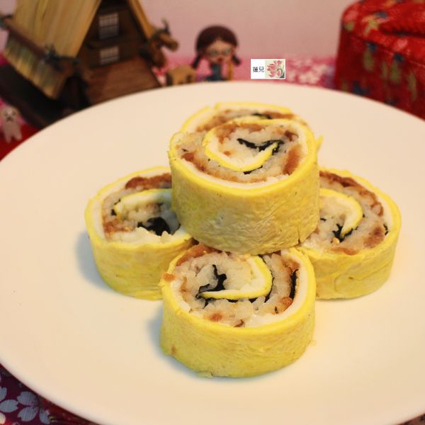 雙色蛋皮肉鬆壽司 【滿分早點X桂冠沙拉】：陸蓮兒 一起做