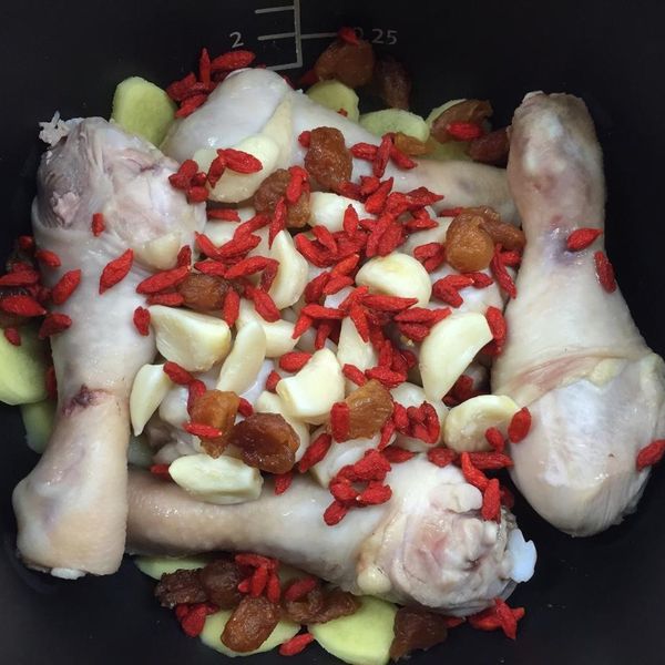 蒜頭雞湯 : delgada_mh一起做