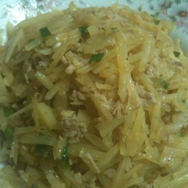 【厚生廚房】馬鈴薯炒肉末：Yuny Huang 一起做