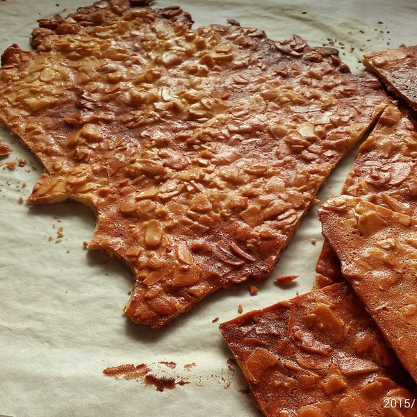 香脆杏仁瓦片（好吃又簡單）：dassert 一起做