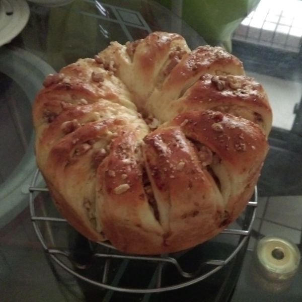 奶油乳酪核桃麵包 : 雨のち 晴れ一起做