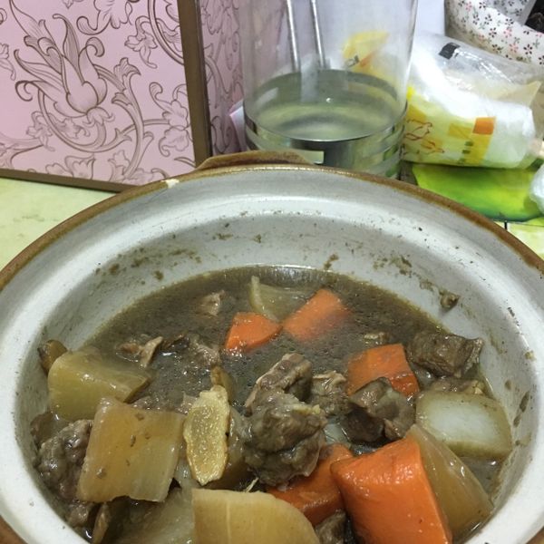 LC鍋~五香冰糖牛腩 : 曾憲英一起做