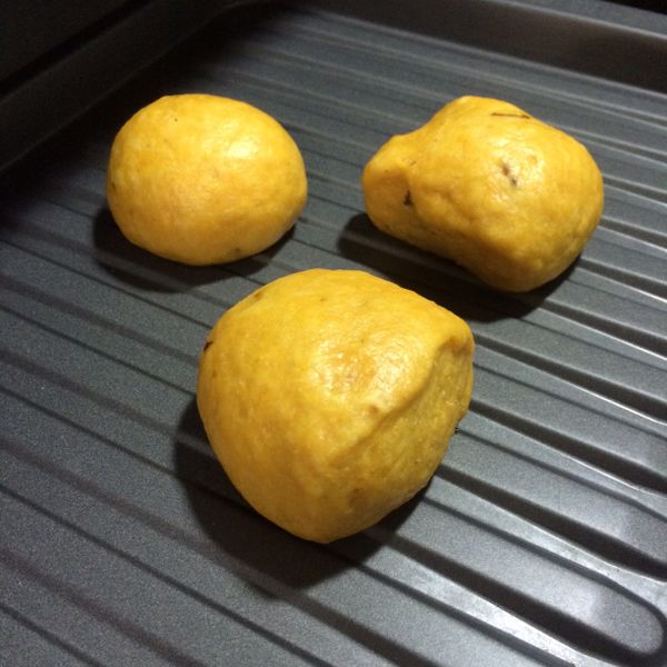 蕃薯饅頭 : Carol Huang一起做