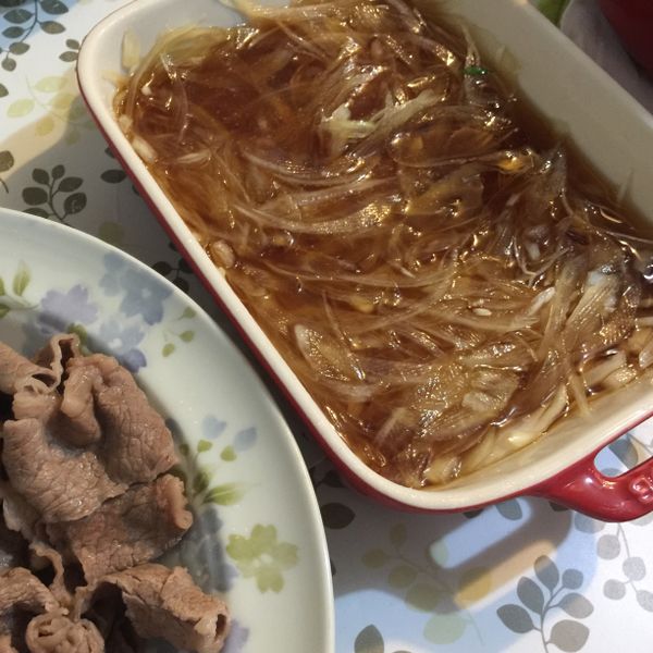 韓國烤肉餐廳洋蔥片沾醬，양파소스 : Ming TsaiNg一起做