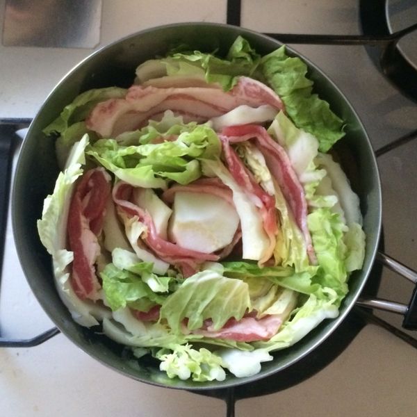 千層白菜鍋(花朵鍋)簡單做：謝 采珊 一起做