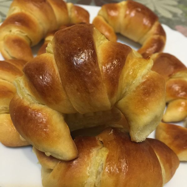 可頌起酥牛角麵包：Vivian Chen 一起做