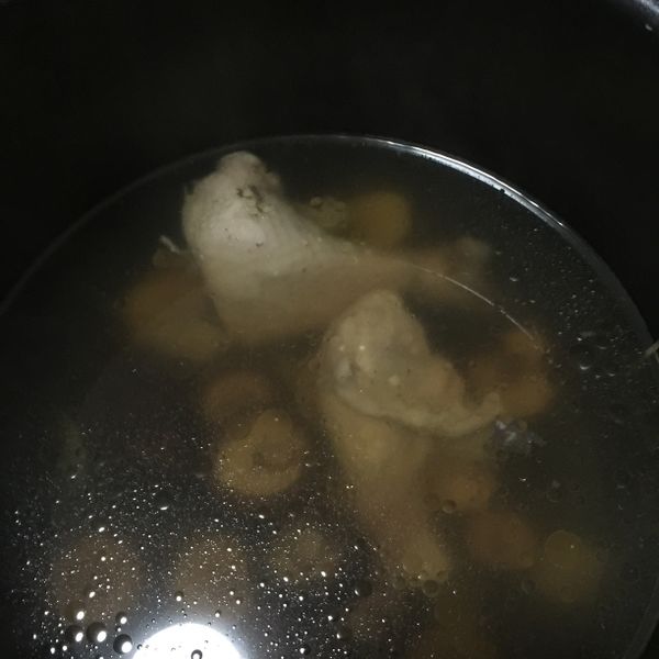 香菇雞湯 : paralyzer一起做