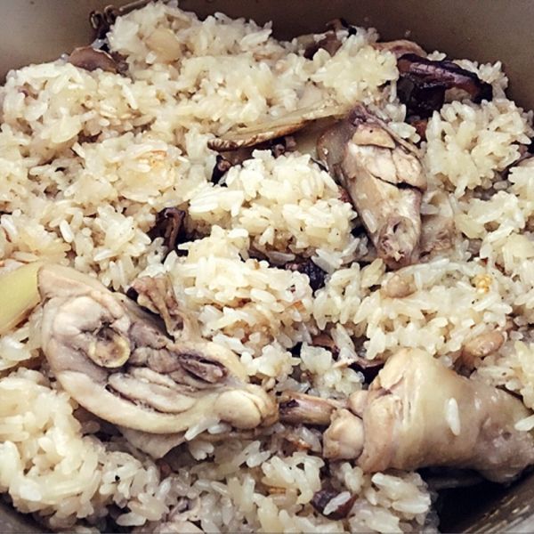 麻油雞飯：Peggy Chuang 一起做