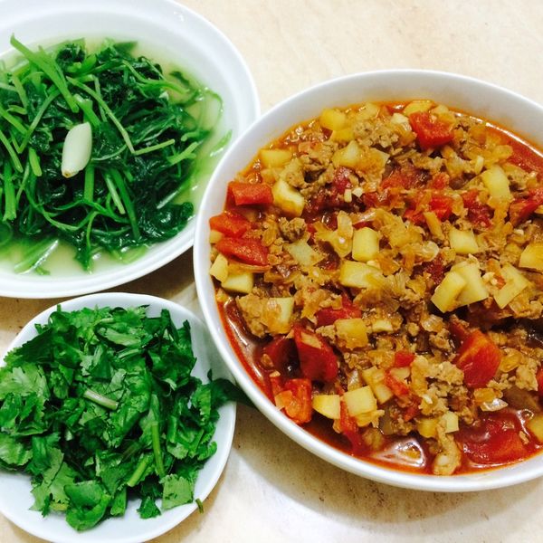 蕃茄肉醬：Sydni Liu 一起做