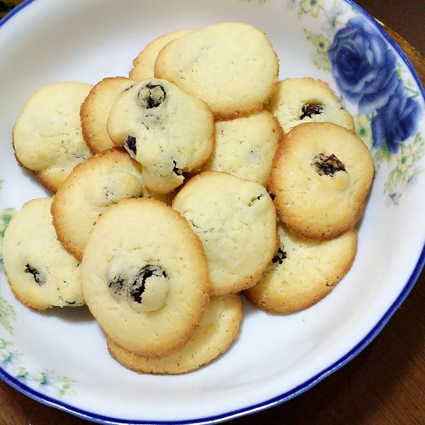 口感酥脆 - 葡萄乾小圓餅乾：Kai Tsen 一起做