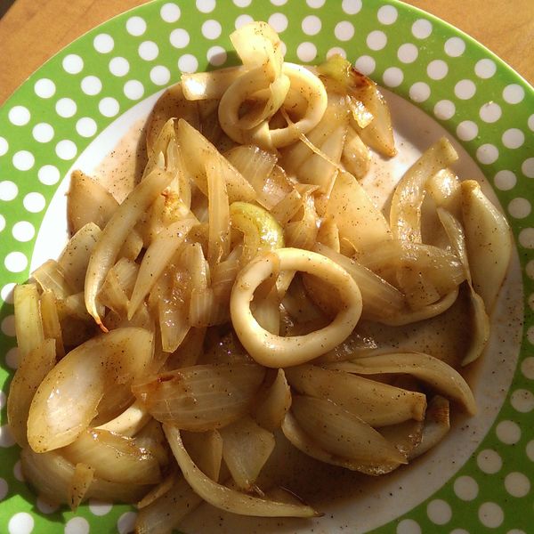 洋蔥肉絲炒魷魚 : Vincent Ho一起做