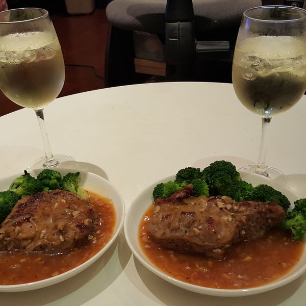 夜市牛排-蘑菇醬牛排 : 野獸吃美食一起做