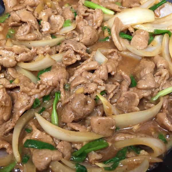 蔥燒豬肉片:陳美金 一起做