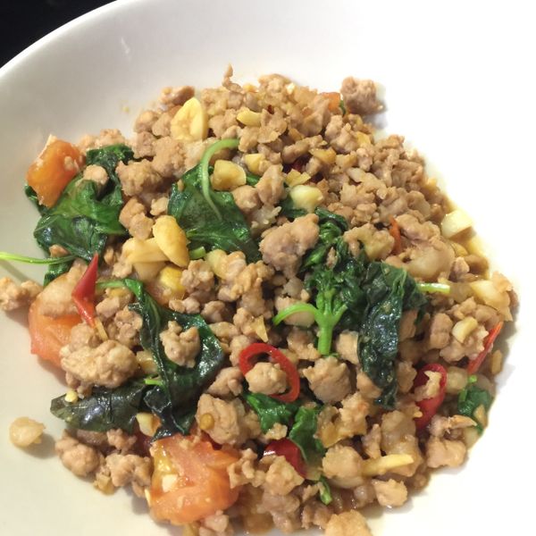 打拋豬肉 : Hung  Vik一起做