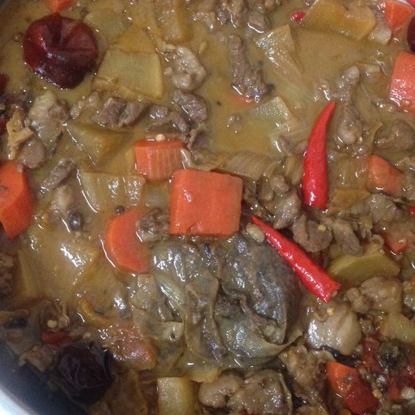 番茄燉牛肉 : AR Pn Od一起做