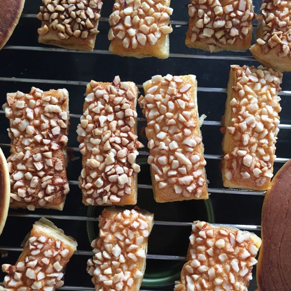 ㄚ芬的小廚房--杏仁千層酥 : 丫君一起做