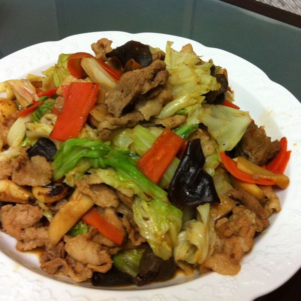 高麗菜沙茶豬肉 : Yoshizu Go一起做