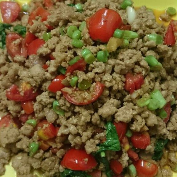 扒完三碗飯! 泰式打拋豬 食譜 : Emily Wang一起做