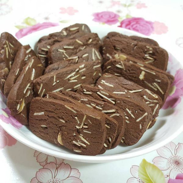 巧克力杏仁餅乾 : RuRu一起做