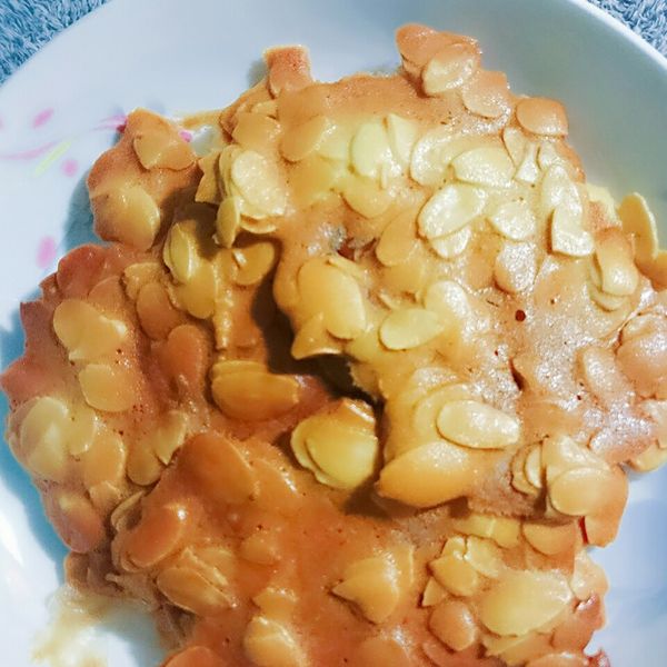 香脆杏仁瓦片（好吃又簡單）：聖女蕃茄 一起做