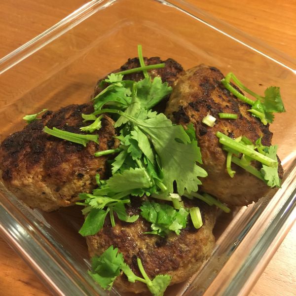 漢堡肉：Crystal J. Chen 一起做