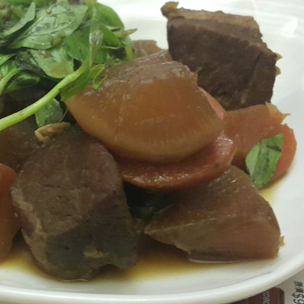 蜂蜜啤酒燉滷梅花肉 : 千千一起做