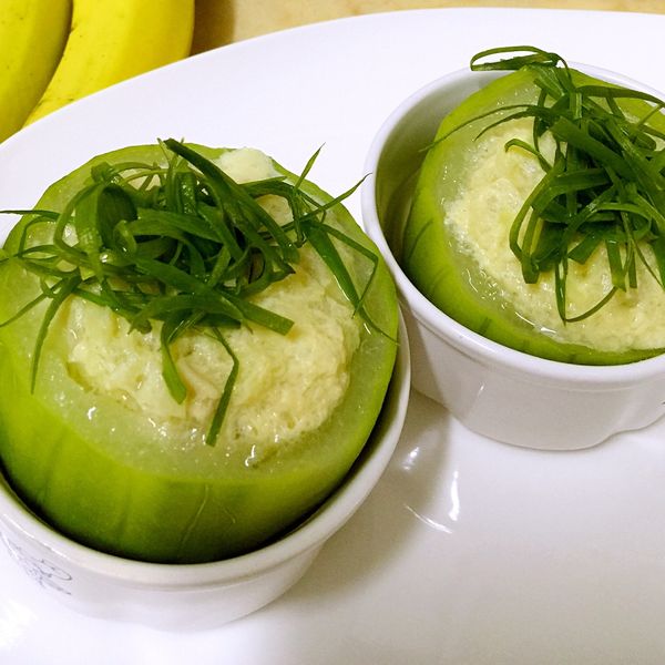 一菜二吃之絲瓜盅蒸蛋：簡汝名 一起做