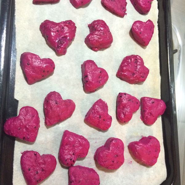 火龍果酥餅：黃慧連 一起做