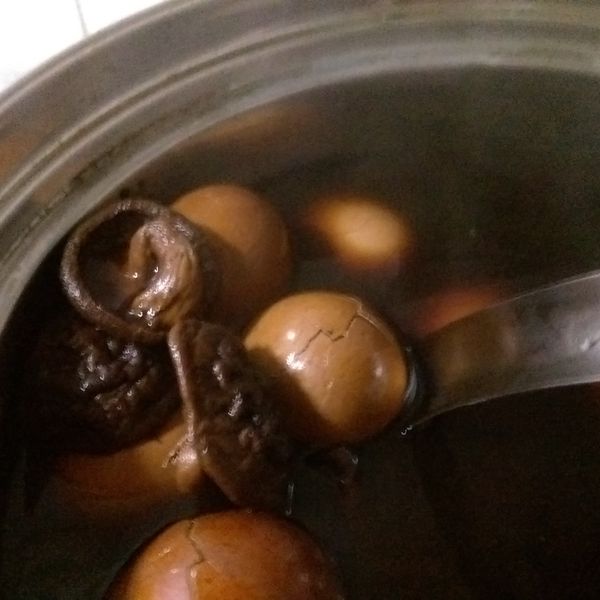 免滷包電鍋版~香菇茶葉蛋【味道福爾摩莎】 : 許嘉純一起做