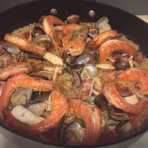 番茄海鮮燉飯：黑麻麻黑白煮 一起做