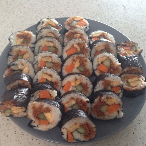 鮪魚火腿壽司 : 劉洛佑一起做