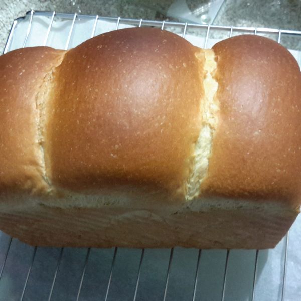 82%水份鮮奶油吐司(自我水解+後鹽法) : 娃一起做