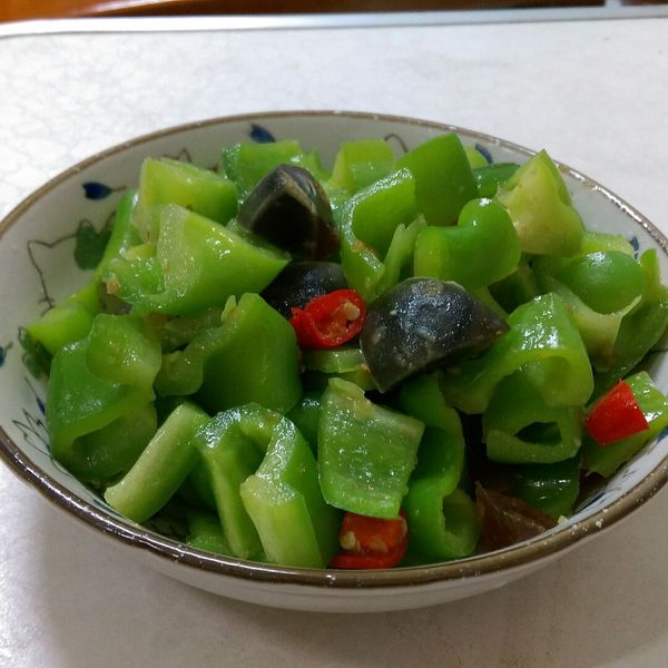 青椒炒皮蛋:Betty Chi 一起做